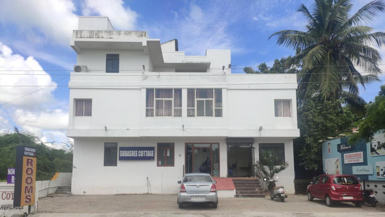 Subasree Cottage Tirunallar المظهر الخارجي الصورة