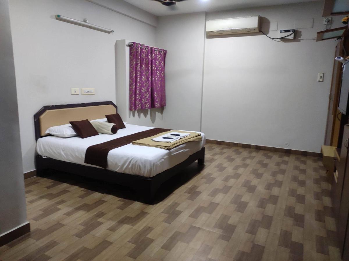 Subasree Cottage Tirunallar المظهر الخارجي الصورة